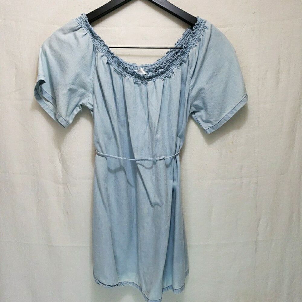 Motherhood Maternity Medium Blue Chambray Tunic Top Dress Smocked Neck Tie Waist